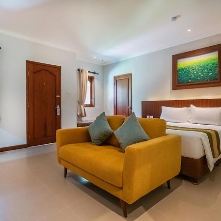 Adi Dharma Hotel Legian Eksteriør bilde