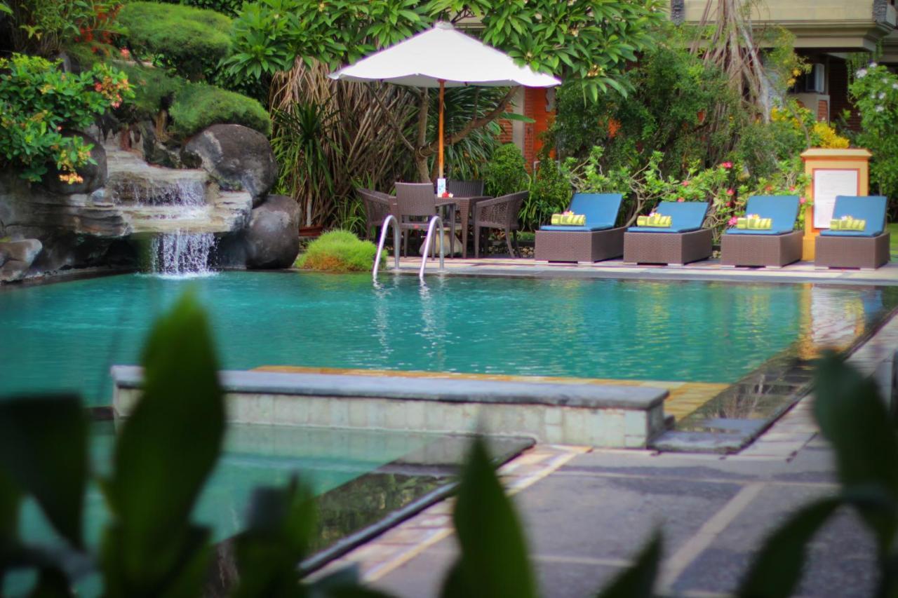 Adi Dharma Hotel Legian Eksteriør bilde