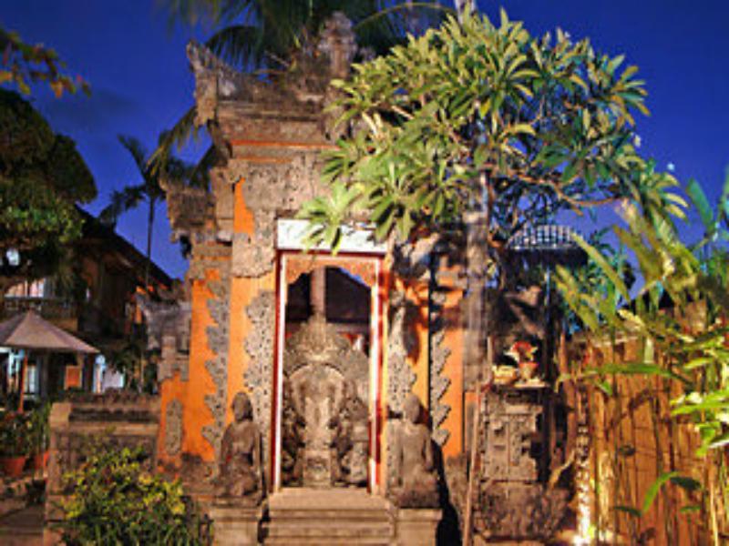 Adi Dharma Hotel Legian Eksteriør bilde