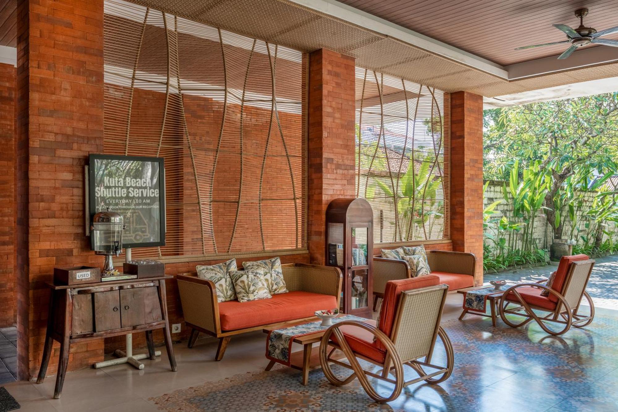 Adi Dharma Hotel Legian Eksteriør bilde