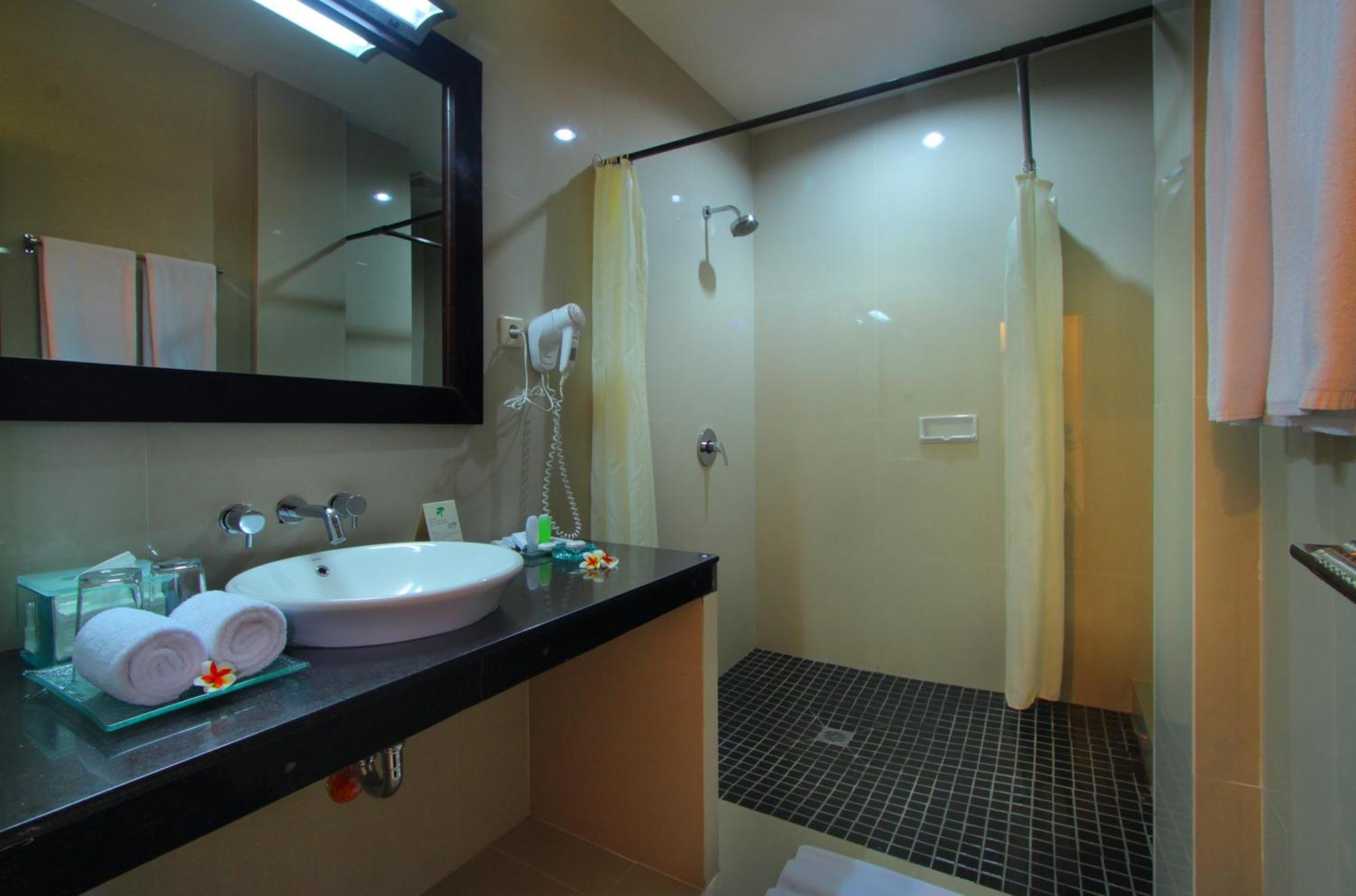 Adi Dharma Hotel Legian Eksteriør bilde